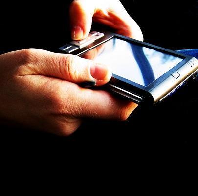 Cómo emparejar teléfono a teléfono vía Bluetooth