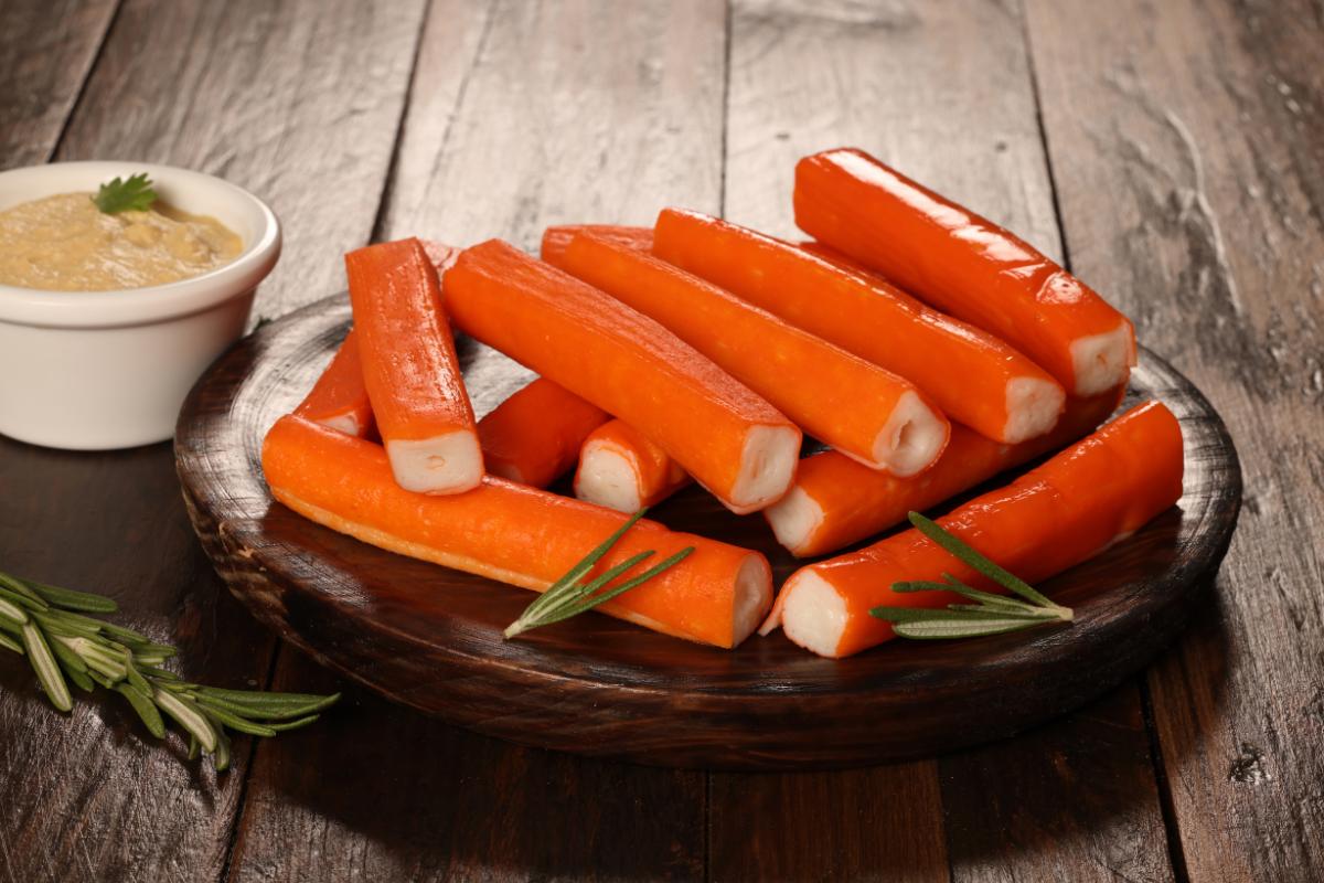 Palitos de cangrejo o surimi: qué es y de qué está hecho