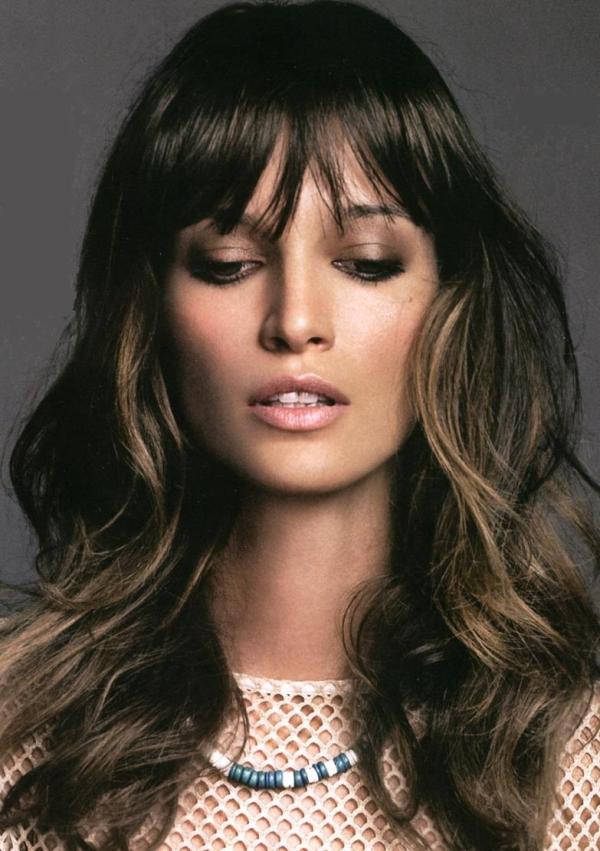 Cortes de pelo para verse más joven - Un flequillo para perder años 