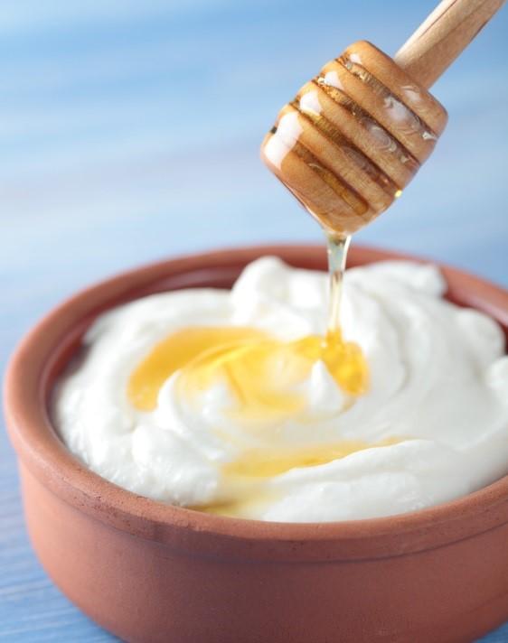 Cómo hacer acondicionador casero para el cabello - Acondicionador para cabello de miel y yogur