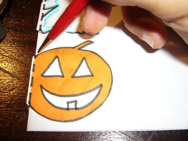 Cómo hacer pajitas para Halloween - Paso 3