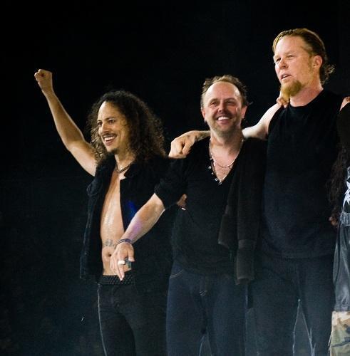 Cómo vestirse como un heavy