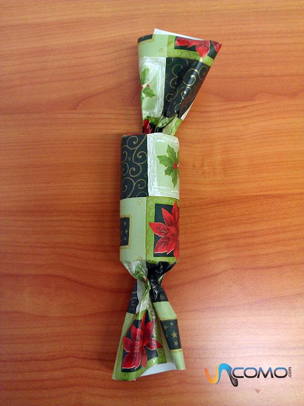 Cómo hacer Christmas crackers - Paso 6