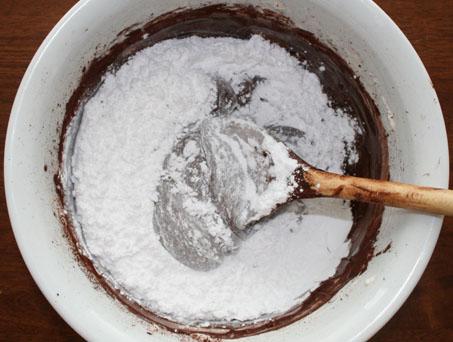 Cómo hacer fondant de chocolate - Paso 3