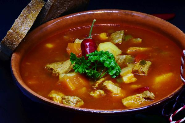Cómo hacer goulash húngaro: receta fácil y tradicional - Paso 8