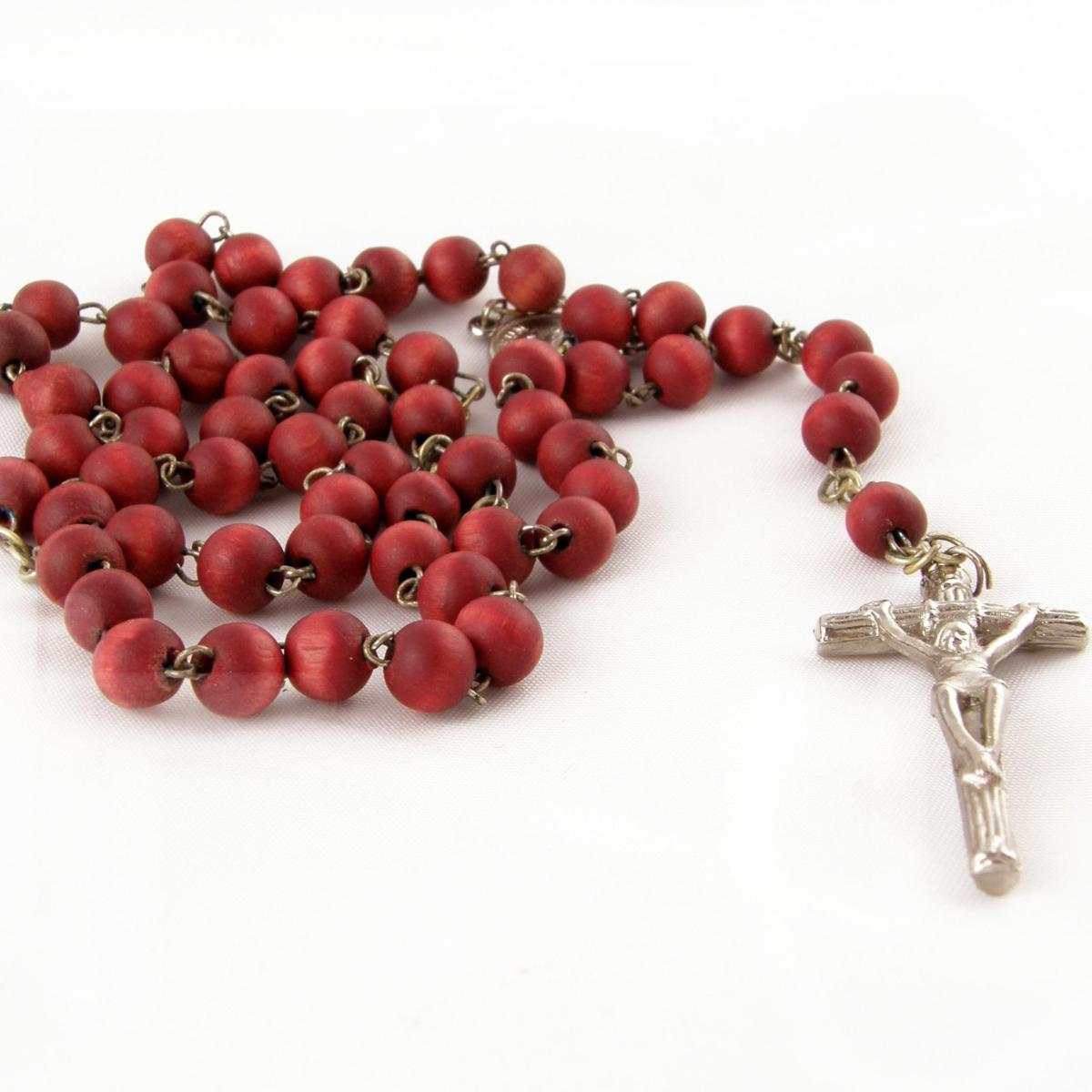 Cómo rezar el rosario por una persona fallecida