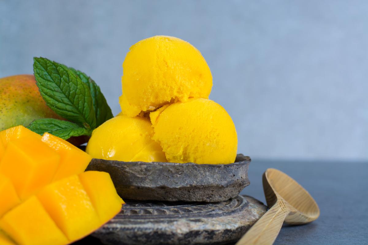 Cómo hacer helado de mango