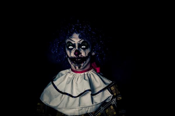 Cómo disfrazarse de payaso diabólico - Peluca