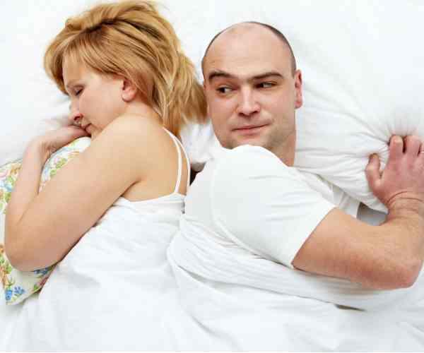 Qué significa soñar que mi pareja me engaña - Estáis distanciados 