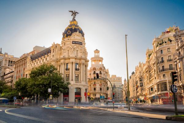 ¿Dónde viajar en febrero por España? Descubre los mejores destinos con encanto - Madrid