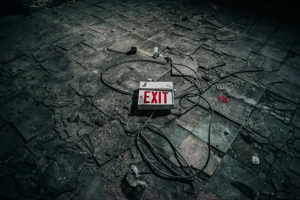 150 Nombres para equipos de escape room originales y divertidos - Nombres misteriosos