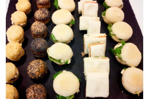 Cómo hacer una fiesta de bienvenida - Comida