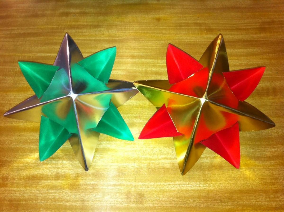 Cómo hacer adornos reciclados para el árbol de Navidad