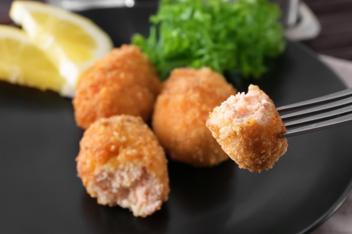 Cómo hacer croquetas de salmón