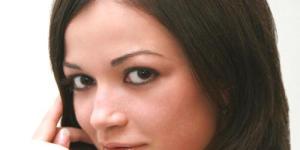 Cómo evitar que se engrase el cabello