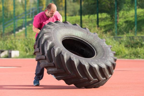 Los deportes de fuerza más populares en el mundo - Atletismo de fuerza