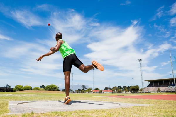 Los deportes de fuerza más populares en el mundo - Lanzamiento de peso