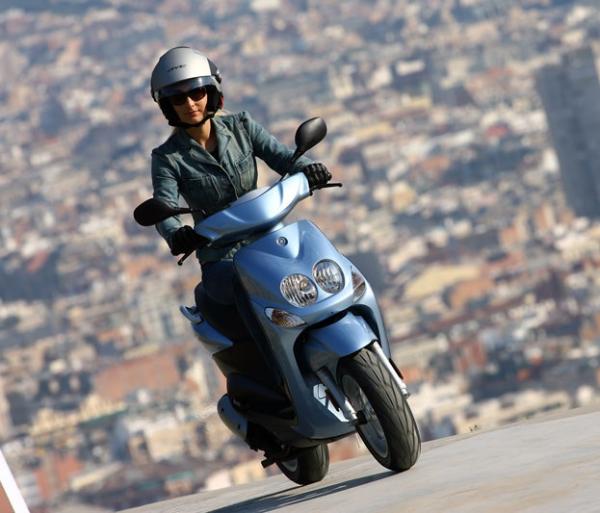 Cómo renovar la licencia de ciclomotor