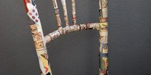 Cómo forrar una silla con cómics