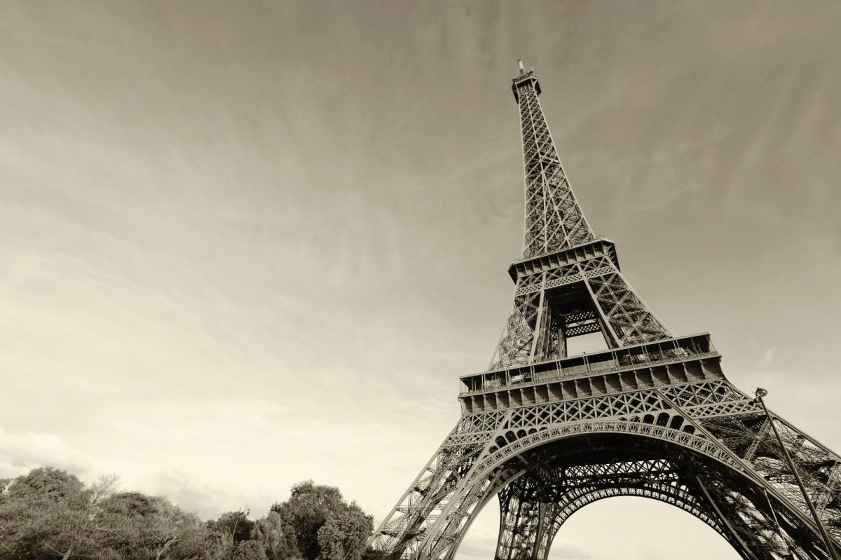 Cuánto mide la Torre Eiffel