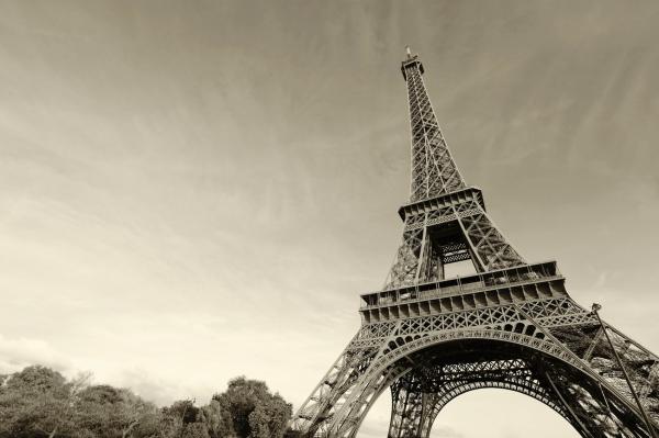 Cuánto mide la Torre Eiffel