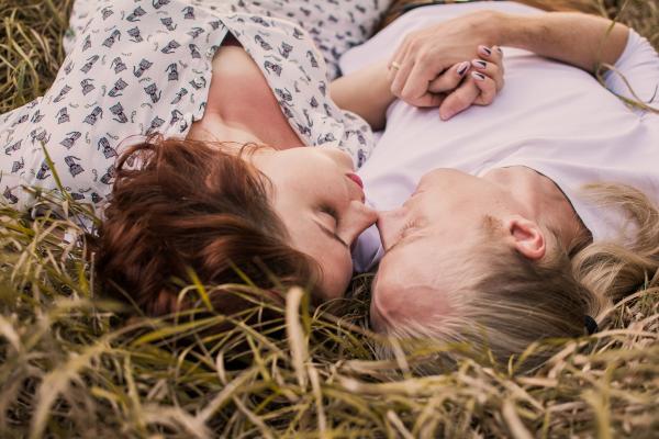 200 preguntas incómodas para parejas que sacarán toda la verdad - Preguntas sobre relaciones pasadas
