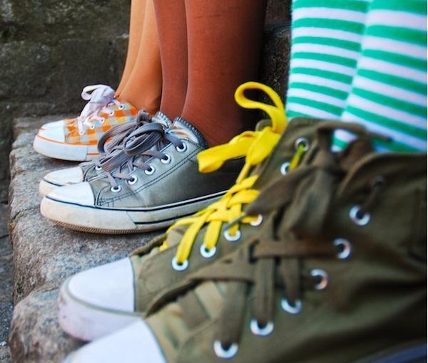 Cómo saber qué tamaño de zapatos utiliza su niño