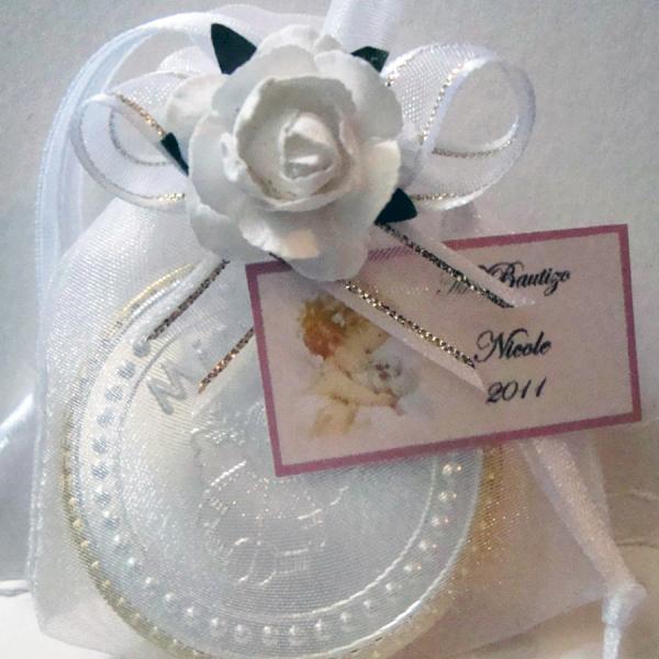 Ideas para obsequiar recuerdos de bautizo - Recuerdo de bautizo: flores