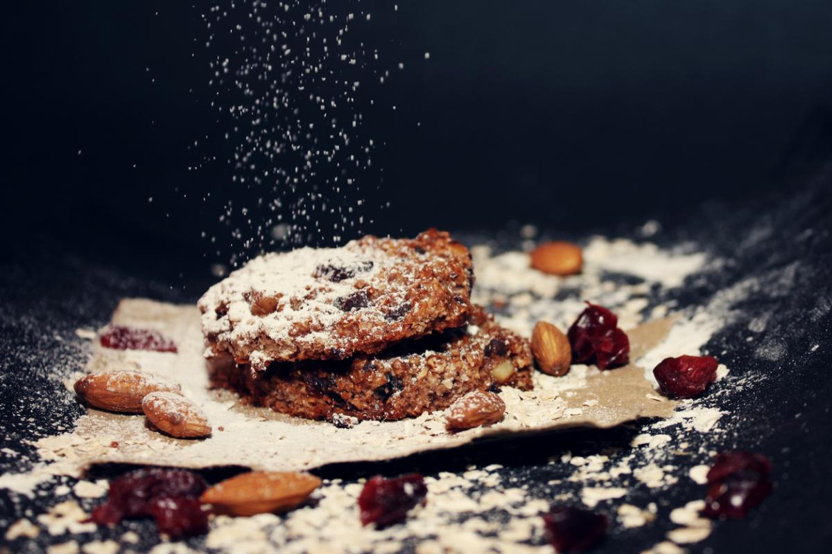 Cómo hacer galletas de algarroba