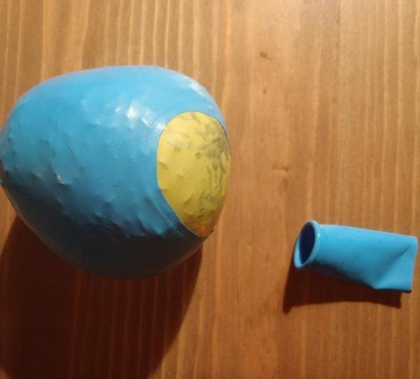 Cómo hacer bolas malabares con globos - Paso 8