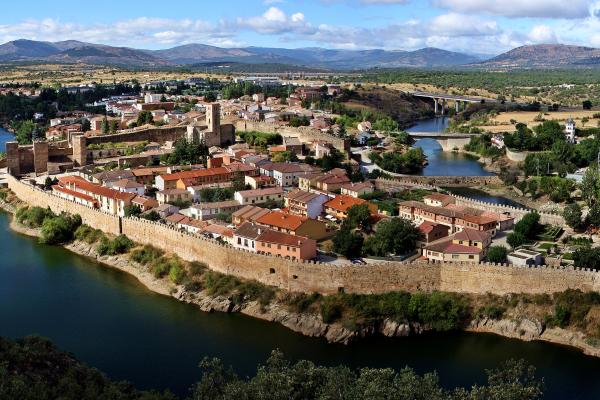 Los pueblos más bonitos de Madrid - Buitrago de Lozoya