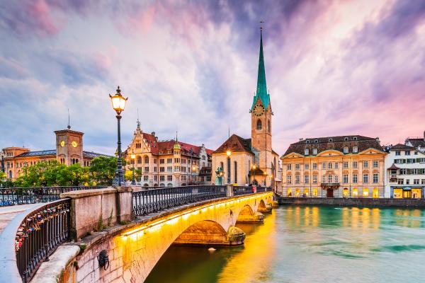 Dónde viajar en abril: la guía con los destinos más interesantes - Zúrich - Suiza