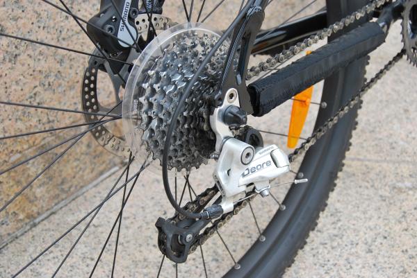 Cómo ajustar los cambios de una bicicleta