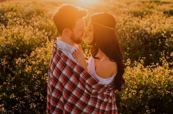Retos para parejas enamoradas: ideas románticas, divertidas y originales - Retos románticos