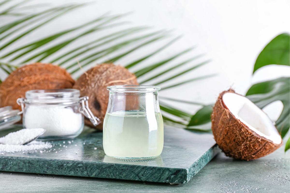Beneficios del aceite de coco en ayunas