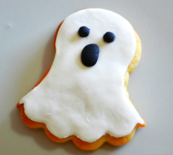 Cómo hacer galletas de fantasmas para Halloween - Paso 4