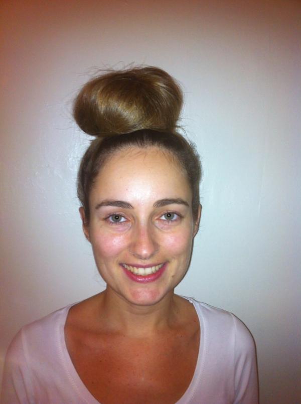 Cómo hacer el peinado de Vilma Picapiedra - Paso 8