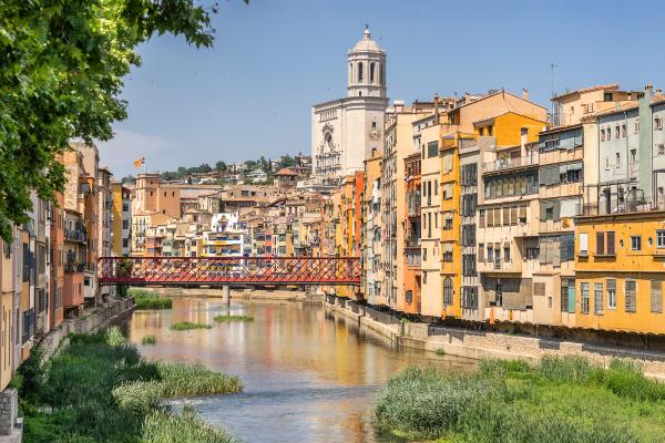 Dónde viajar en invierno en España: guía con los mejores destinos - Girona - Cataluña