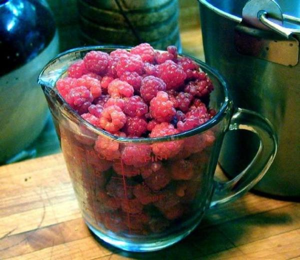 Cómo hacer mermelada de frambuesa casera - Paso 1