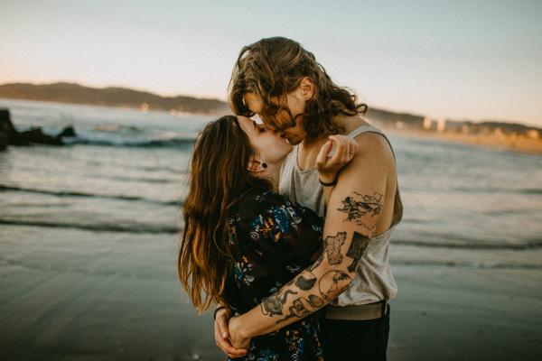 Día Internacional del Beso: cuándo es, frases para dedicar y los más famosos - Cuándo es el Día Internacional del Beso