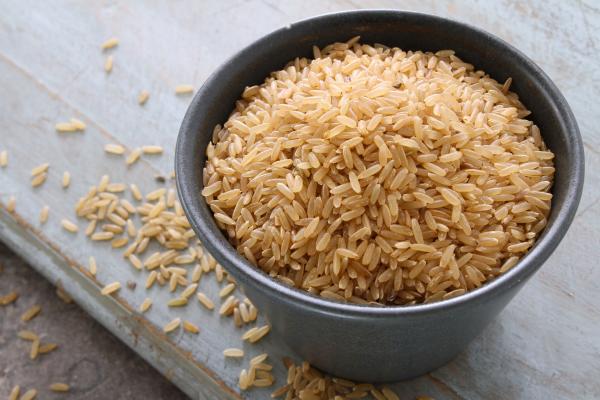 Tipos de arroz: descubre sus usos en la cocina - Arroz integral