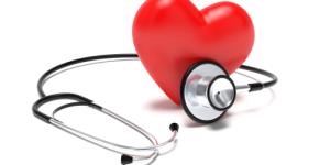 Cuál es el tratamiento del infarto agudo de miocardio