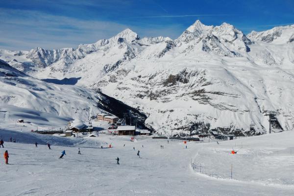 Las mejores estaciones de esquí en Suiza para disfrutar la temporada