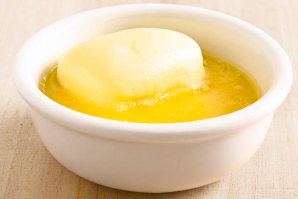 Cómo hacer una tarta de naranja sin horno - Paso 2