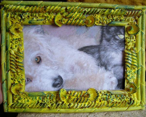 Cómo hacer un portaretratos con pasta