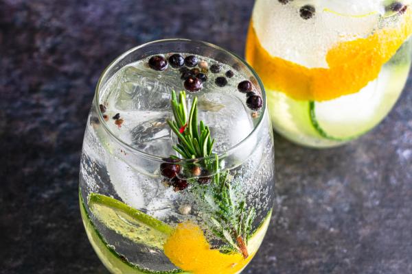 Cómo hacer un gin tonic con pimienta