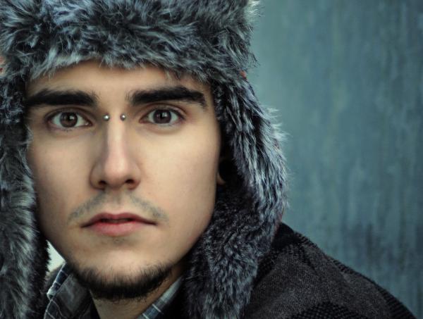 Cómo curar un piercing bridge - Qué es un piercing bridge