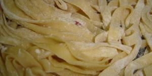 Cómo hacer fettuccine casero