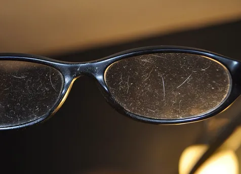 Quitar rayones de lentes de sol deals