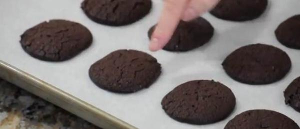 Cómo hacer obleas de chocolate - Paso 7